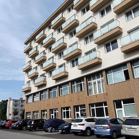 Hybadlo Motel Liptovský Hrádok Buitenkant foto