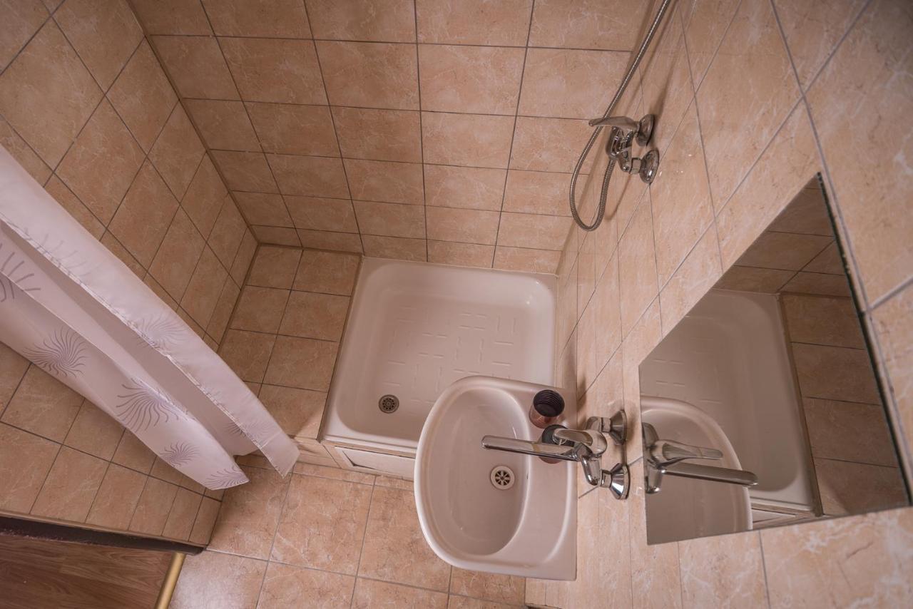 Hybadlo Motel Liptovský Hrádok Buitenkant foto