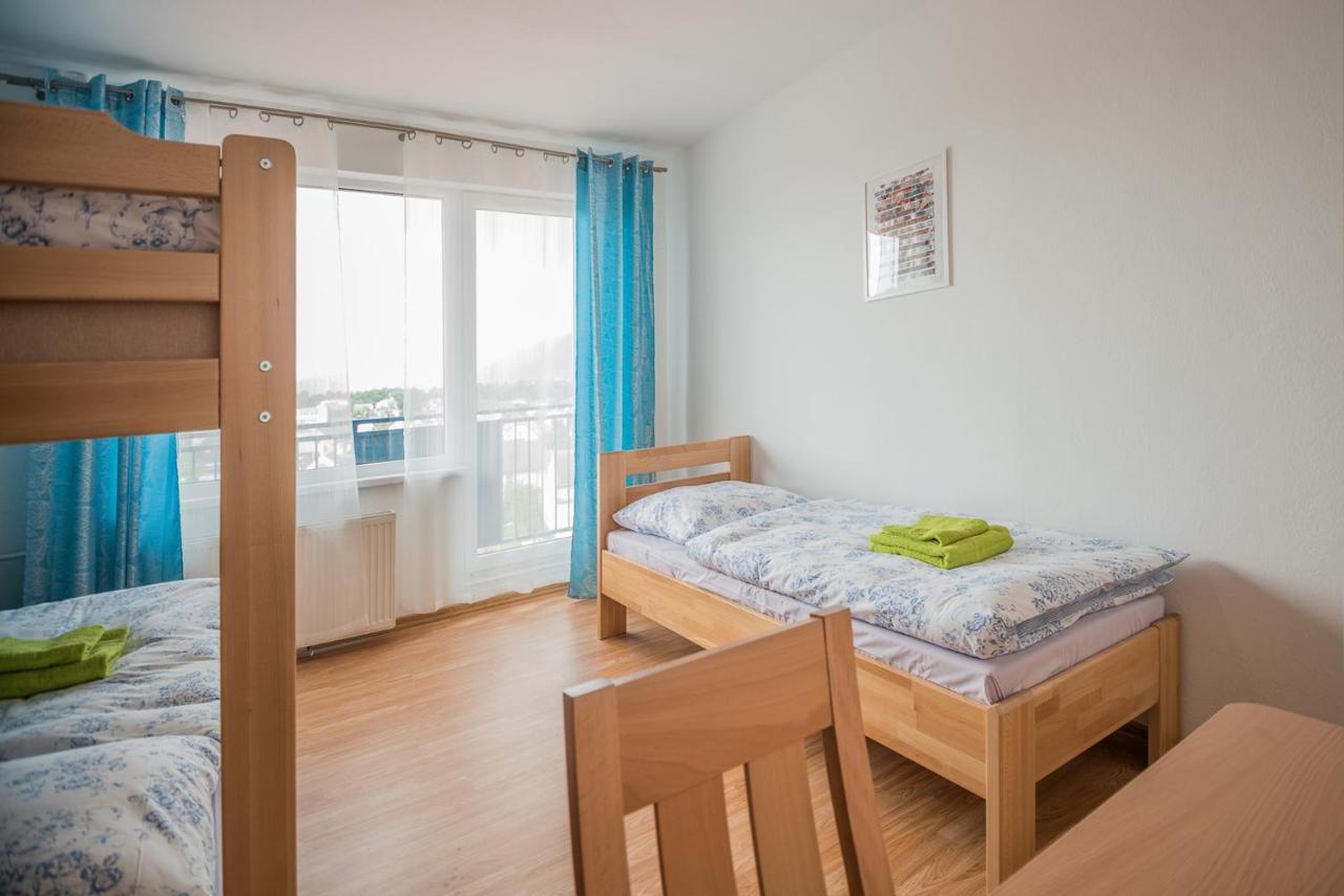 Hybadlo Motel Liptovský Hrádok Buitenkant foto
