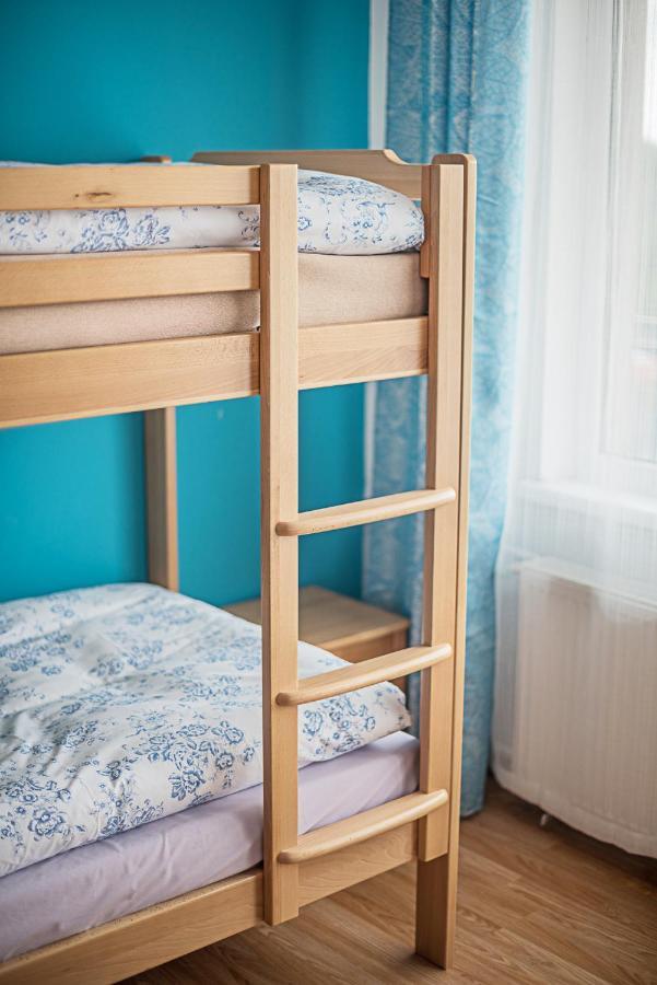 Hybadlo Motel Liptovský Hrádok Buitenkant foto