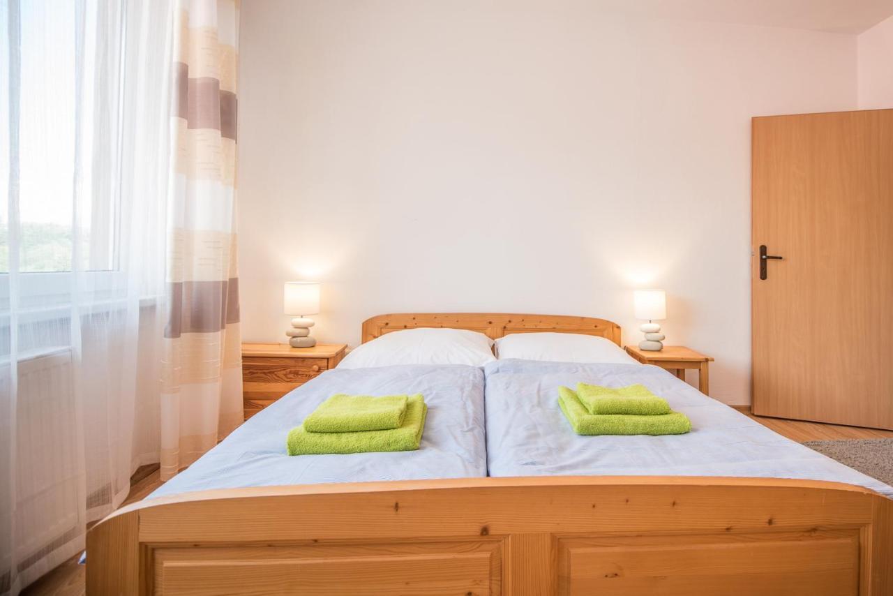 Hybadlo Motel Liptovský Hrádok Buitenkant foto
