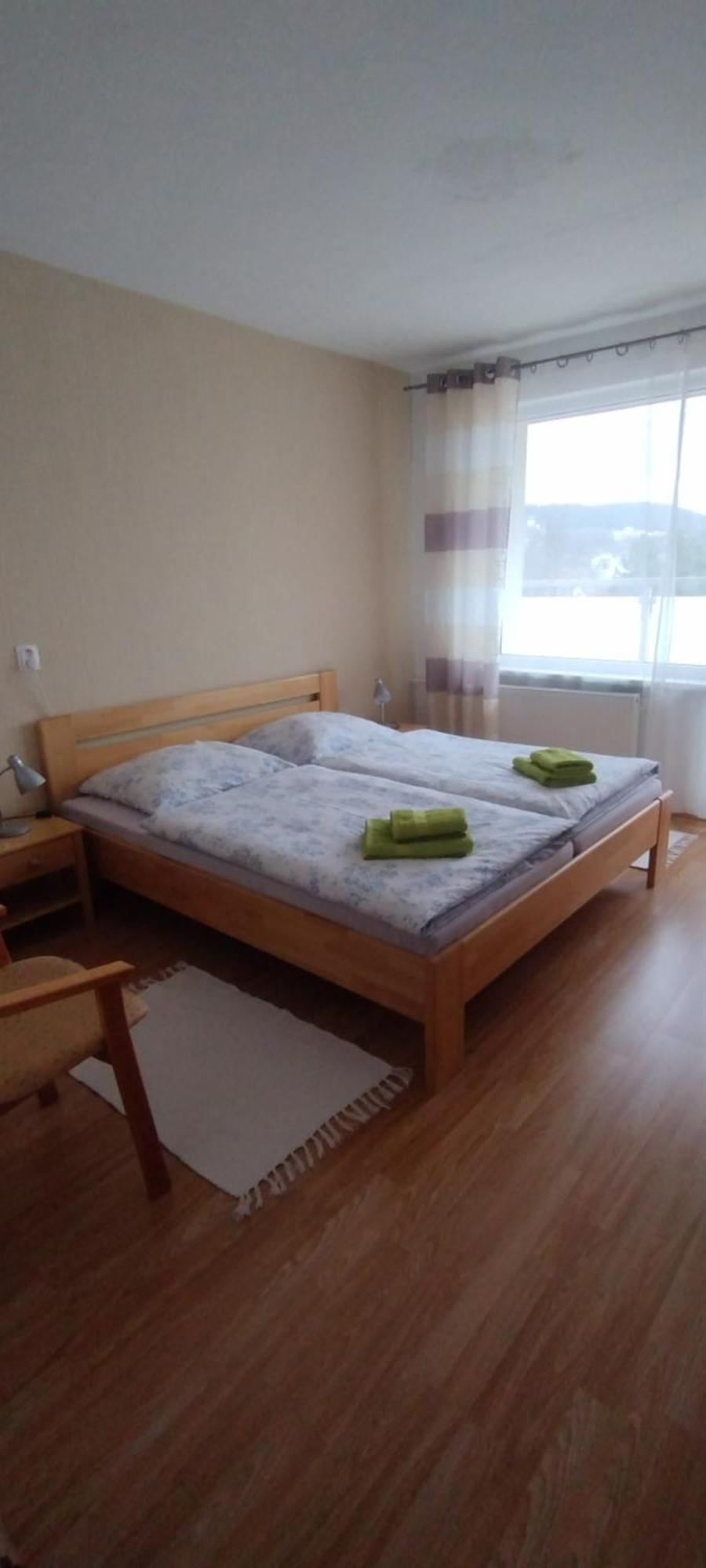 Hybadlo Motel Liptovský Hrádok Buitenkant foto